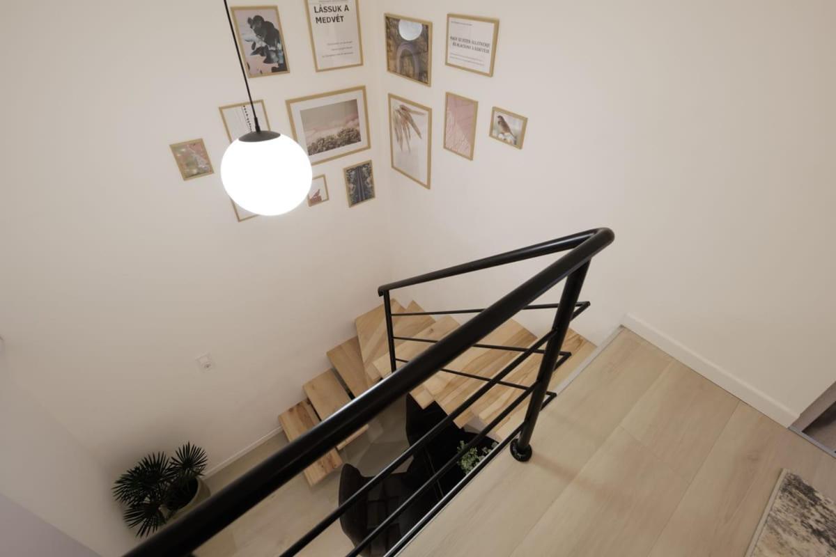 Apartamento The Urban Chill Spot Harsfa Street Budapest Exterior foto